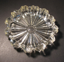 Vtg Mid-Century Clear Glass Scalloped Ash Tray, Trinket, Floral, Round 5 1/2"