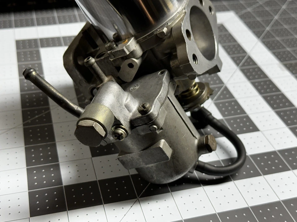 1972 Datsun 240z Hitachi HJG46W Round Top SU Front Carburetor 3 Screw - Image 3 of 4