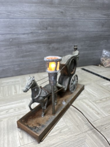 Clock Mid-Century Horse/Carriage/ Street Lamp United Metal Goods 701 Vtg. Works - Picture 17 of 23
