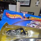 HOT WHEELS PAVEMENT POUNDER SEMI TRUCK & MOTORCYCLE SET DIECAST 1:64 — photo 2