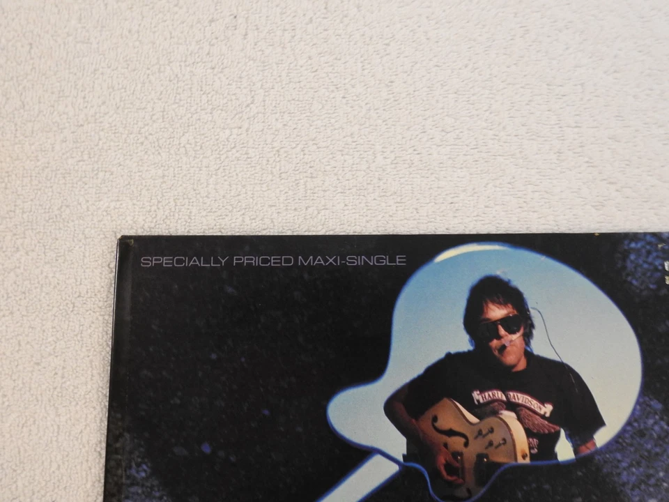 Neil Young "Sample and Hold/Mr. Soul" Pristine NEVER PLAYED 12" 45 RPM Vinyl! - Image 2 of 4