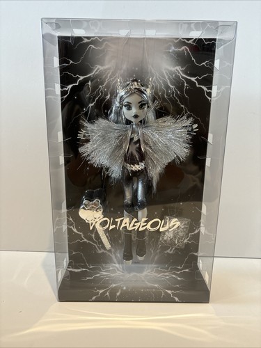 Monster High Frankie Stein SDCC San Diego Comic Con 2022 Voltageous BNIB - Picture 3 of 11
