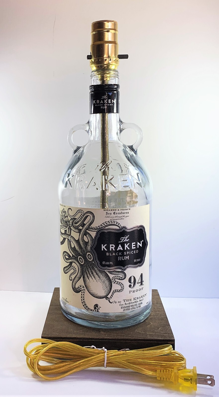 Pied de lampe bouteille de Kraken