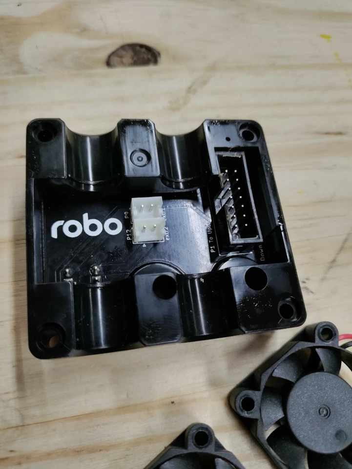 Robo C2 Smart  3D Printer extruder housing pcb board and fans  - Image 3 of 4