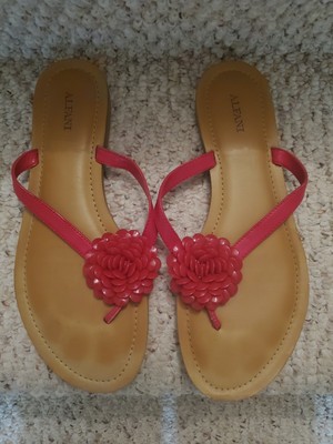 alfani flip flops