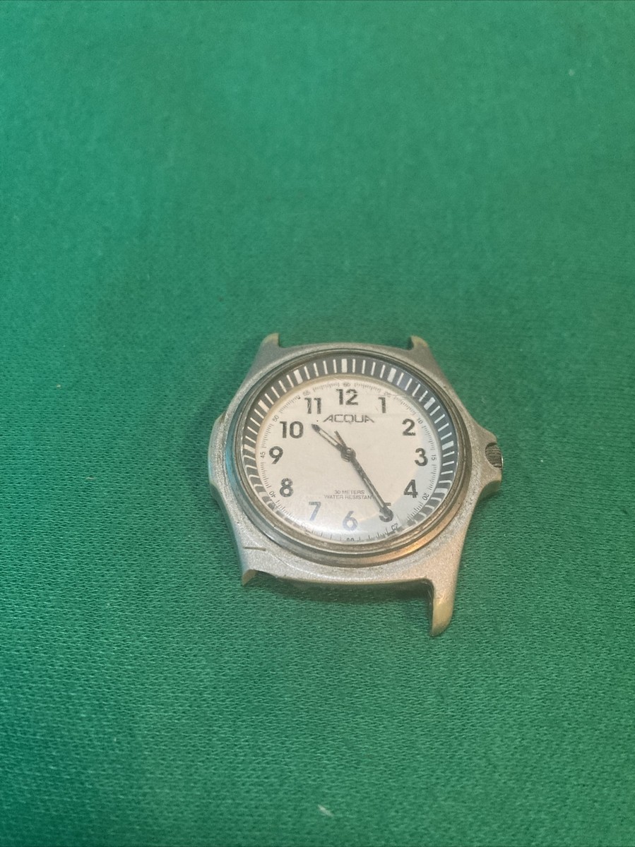 Montre Digitale Résistante à L'eau AQUA WATER - Pour Homme - Occasion