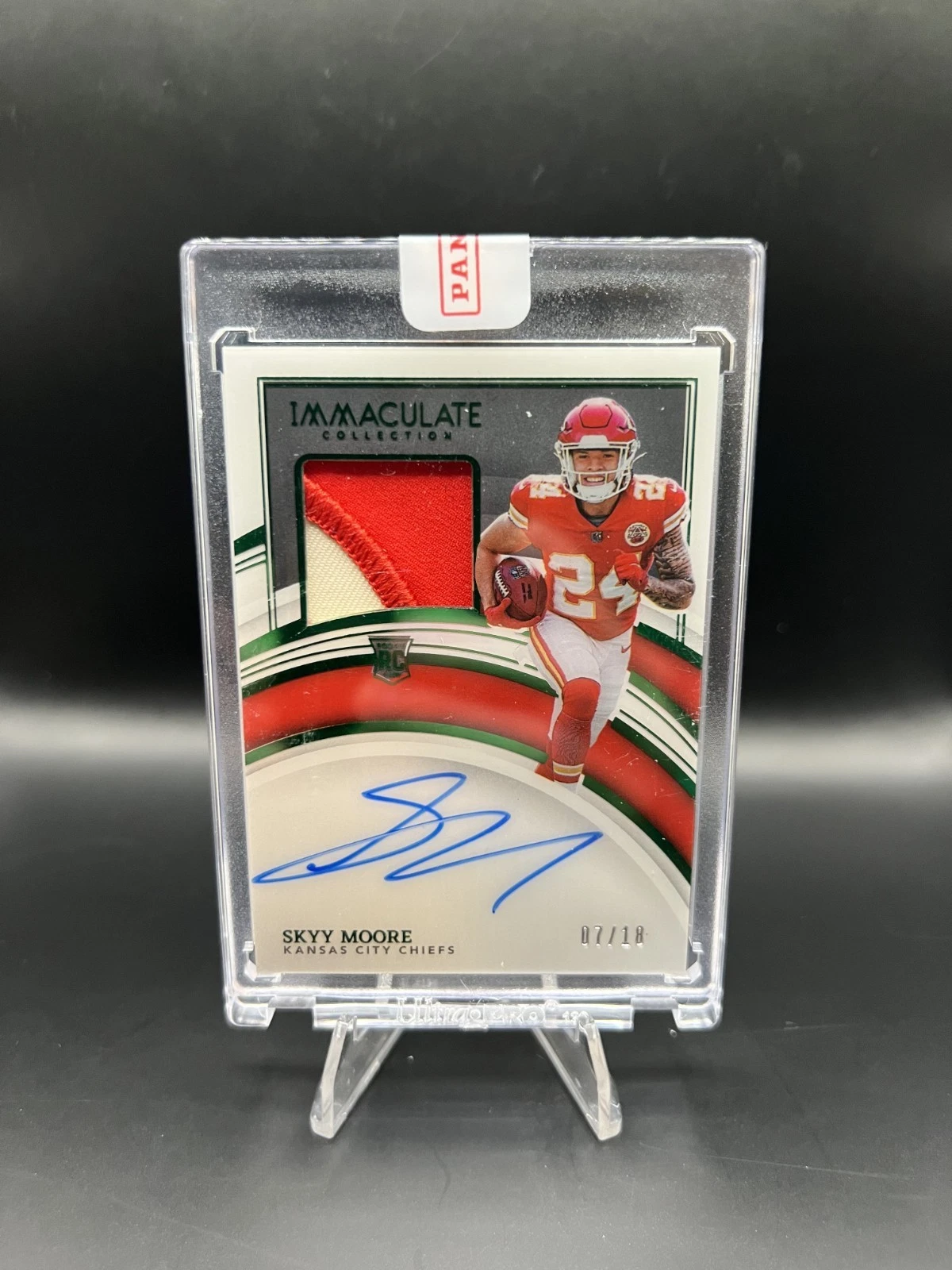 Skyy Moore Panini Immaculate Collection #120 Patch Autograph