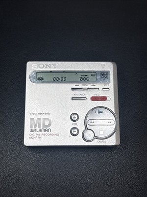 Sony MD Sony Portable MiniDisc Player Digital MD Walkman MZ-R70 - HAS POWER
