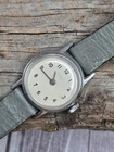 Ladies Vintage Mechanical TIMEX Wristwatch Gray Leather 24mm Old Watch