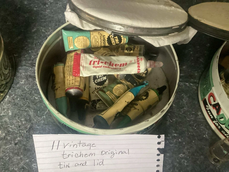 Bordado líquido engañado vintage como está Foto 2 de 4