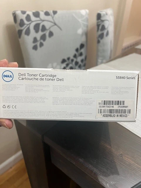 Cartucho de tóner magenta original Dell 9MKKY serie S5840 Foto 2 de 4