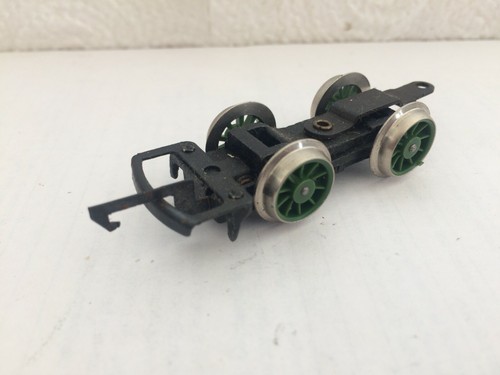 HORNBY FLYING SCOTSMAN 4472 60103 APPLE GREEN FRONT BOGIE BRIGHT TREADS R850