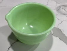 Vintage JADEITE Glass Green Mixer Batter Bowl w/ Spout (BOWL ONLY) 6.5”
