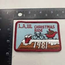 Vtg 1981 LEAGUE OF AMERICAN WHEELMEN CHRISTMAS RIDE Sleigh Bicycle Patch 29NZ