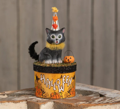 Bethany Lowe Halloween Cecil Cat on Box figurine, TL4355, so cute NIB