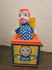 Vintage 1976 Mattel Jack-in-the-Box   Musical Pop-Up Clown   WORKS   Original