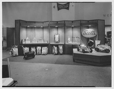 1957 O.M. Scott Seed Co Coliseum Exhibit Scotts Lawn Products Display