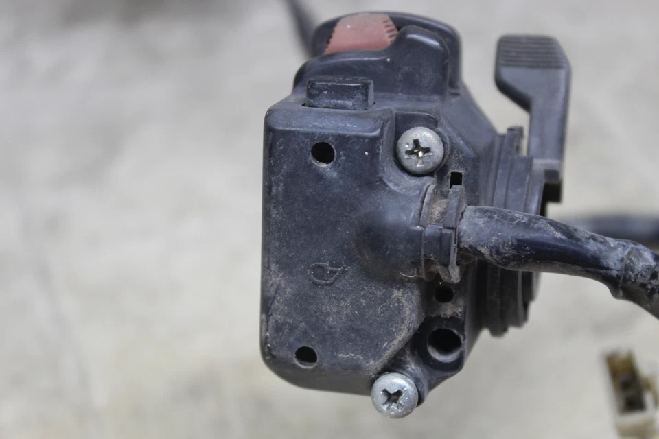 Interruptor de control manillar izquierdo 89-01 Suzuki Quadrunner LT 160 87-93 230 Foto 4 de 4