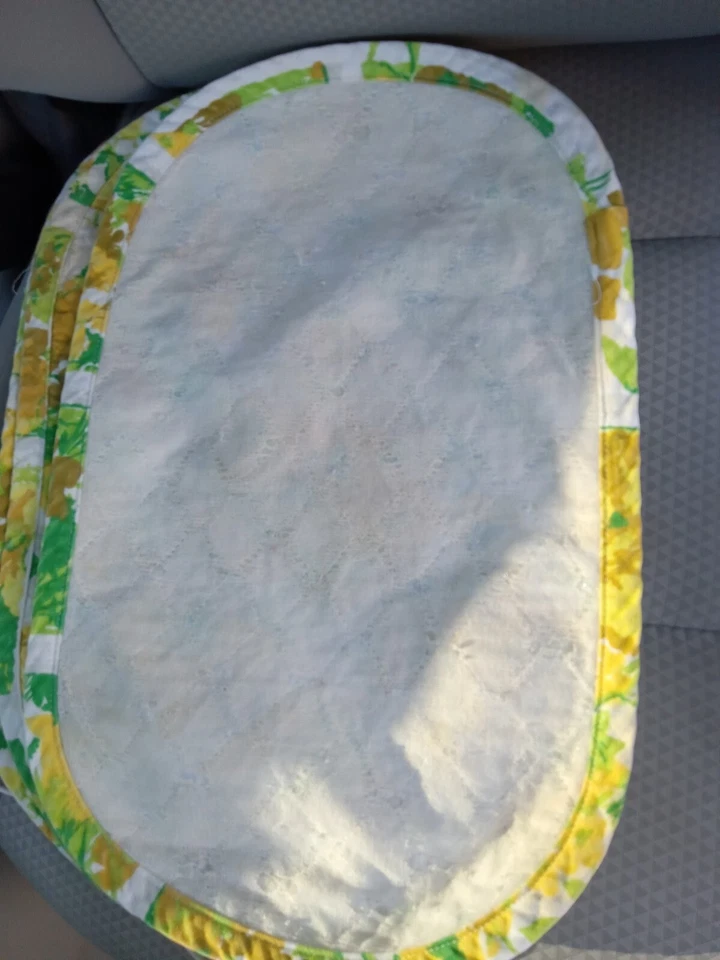 4 Vintage Cloth Placemats Lime Green Yellow Flower Power Cohama Lattice 60s 70s - Image 4 of 4