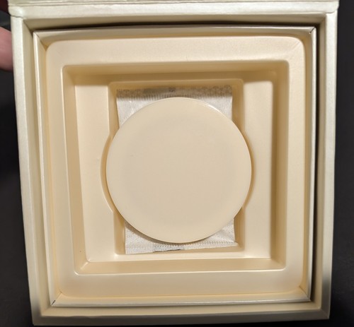 Sulwhasoo Shine Classic Powder Compact - New Open Box - Picture 12 of 19