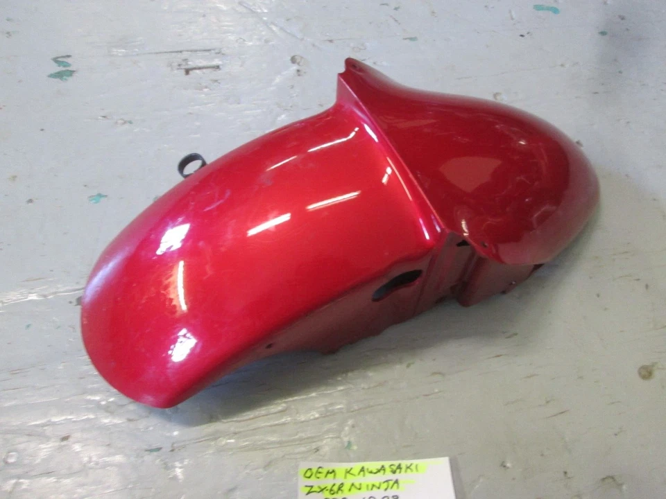 Guardabarros delantero OEM KAWASAKI 1998-1999 ZX-6R NINJA 35004-1637 ROJO, DAÑADO Foto 2 de 4