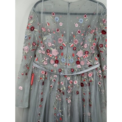 MAC DUGGAL フローラルボタンハイネックマキシドレス Mac Duggal Floral Button High Neck Maxi Dress in Natural | Lyst