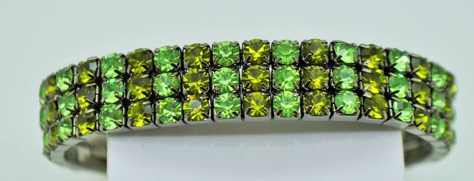 Pulseira da moda elástica 3 fileiras verde e olivina multicolor strass preto níquel - Imagem 2 de 3
