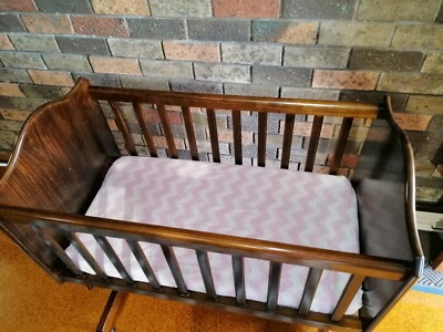 boori country collection bassinet