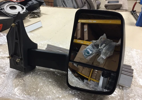 03-25 Chevy Express/GMC Savanna RV Cutaway Chassis Velvac RH Manual Tow Mirror