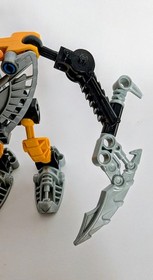 LEGO #8930 Bionicle Dekar Matoran of Mahri Nui, 100% Complete With Instructions!
