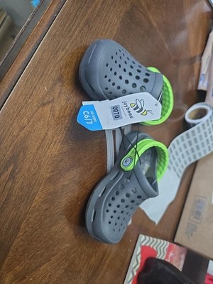 Shoes C6/7 shoes from target item 70 bin 9