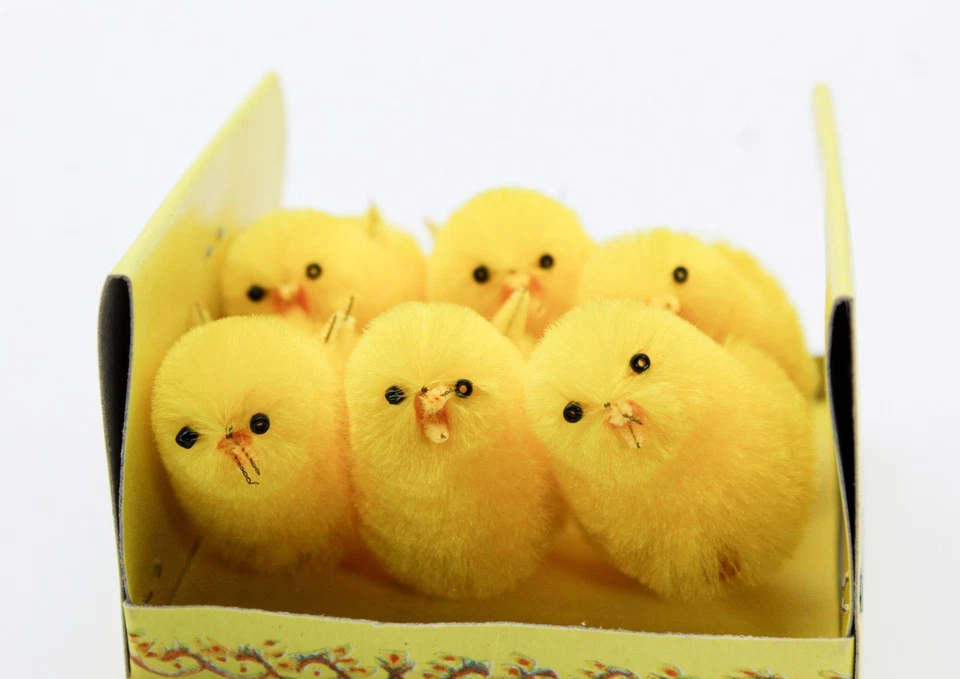 Vintage Pack of 6 Furry Yellow Chicks Cake Toppers Easter Decoration in Box - Image 3 of 4