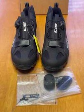 Sidi Defender MTB Black, US 10.5, EU 45, 2 Bo...