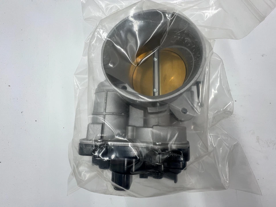 TechSmart S20006 Fuel Injection Throttle Body Fits Escalade Chevy Silverado GMC - Image 2 of 4