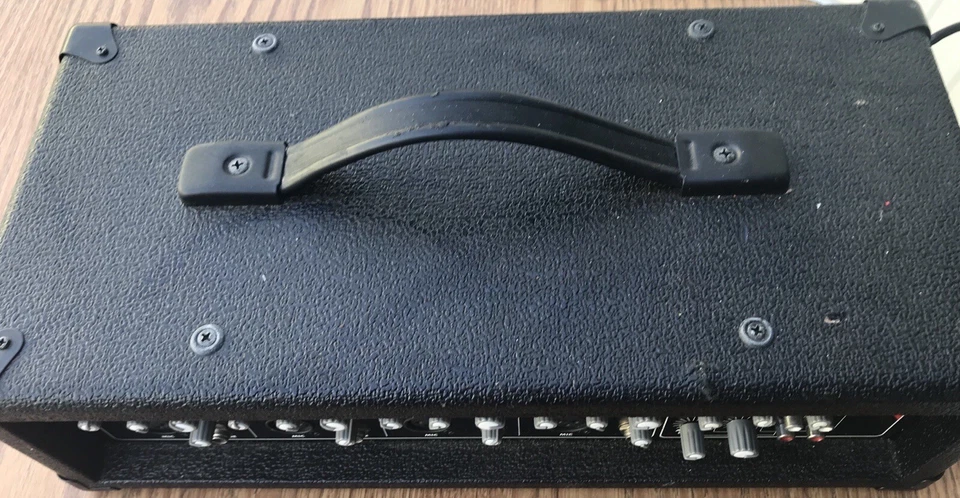 Peavey XR-600C Mixer Amp Amplifier Series 400BH - Image 2 of 4