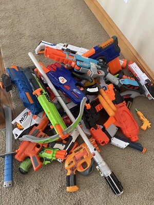 Nerf Dart Gun Lot (Great for kids)
