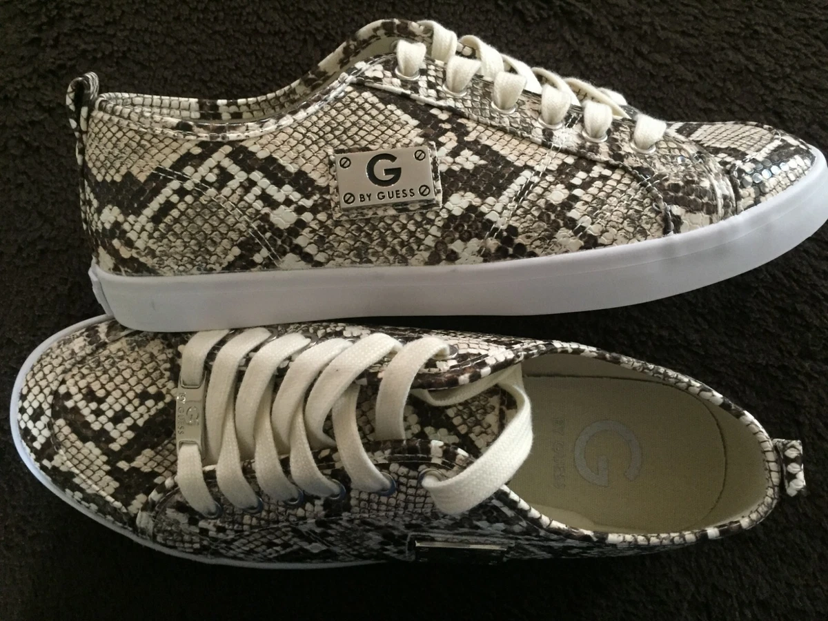 Guess Women s Faux Snake Skin Lace Up Low Top Sneaker Shoes Size 8.5