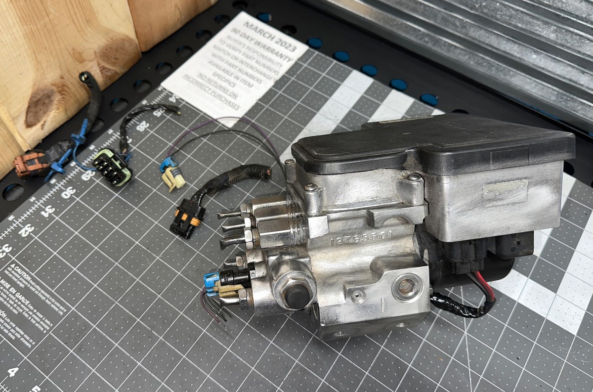 1999 2002 Chevy Express 1500 2500 ABS Pump Brake Module 12765501 W