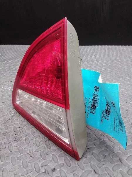 Driver Left Tail Light Lid Mounted Without LED Fits 07-12 VERACRUZ 1923171 - Image 3 of 4