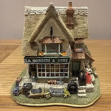 Lilliput Lane - I.N. Mongers & Sons - L2334 - The British Collection
