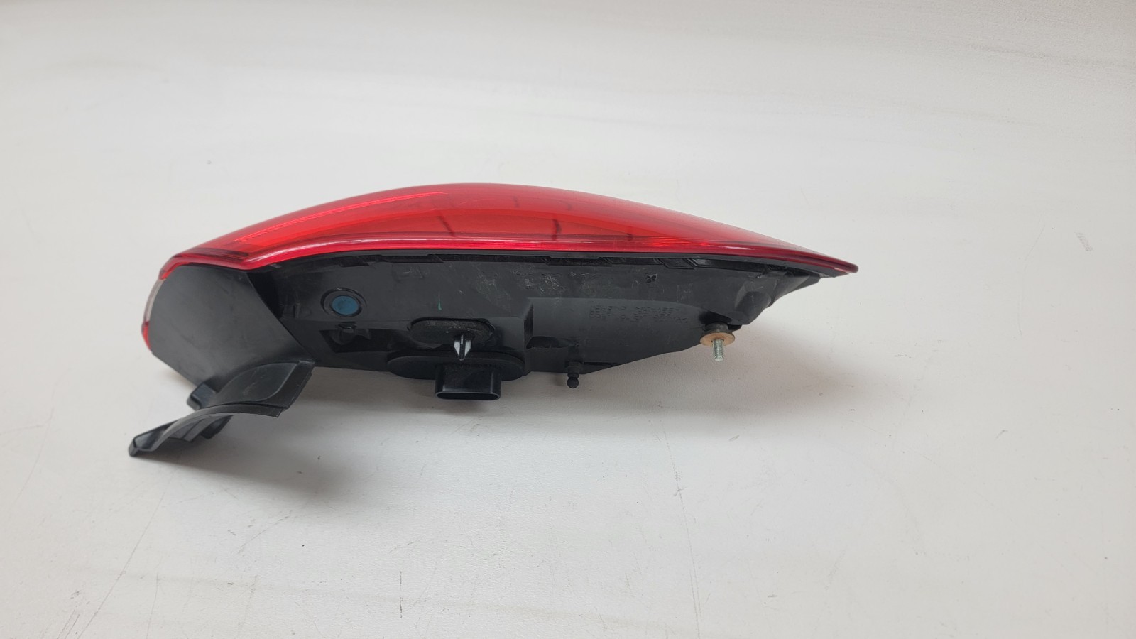 2014-2020 MASERATI GHIBLI OUTER QUARTER REAR LEFT DRIVER TAILLIGHT LAMP OEM