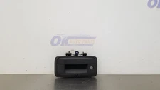 18 CHEVY SILVERADO 1500 REAR TAILGATE HANDLE WITH REAR VIEW CAMERA BLACK