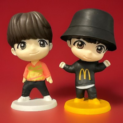 McDonald's #14 Jung Kook & #3 Suga TINY TAN xBTS Happy Meal Toy Asian Boy Band.