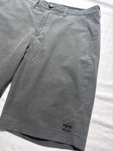 BillaBong Submersibles CrossFire Men’s Gray 32 short stretch pockets solid flat - Picture 4 of 10