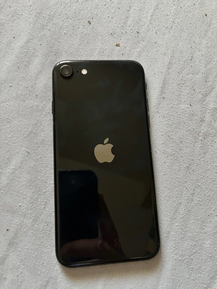 iPhone SE, photo 2 sur 5