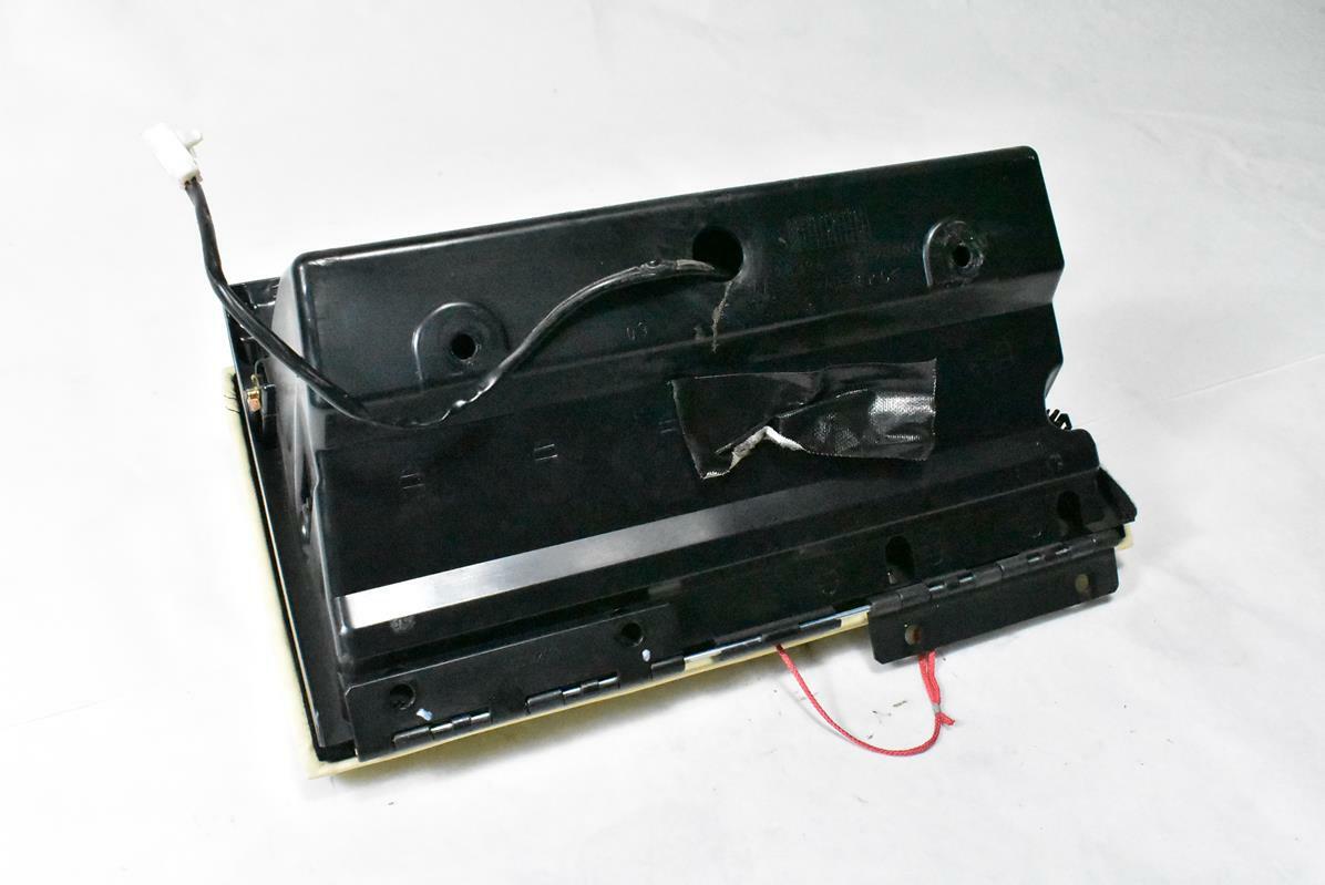Maserati Quattroporte 2003-2012 Glove box