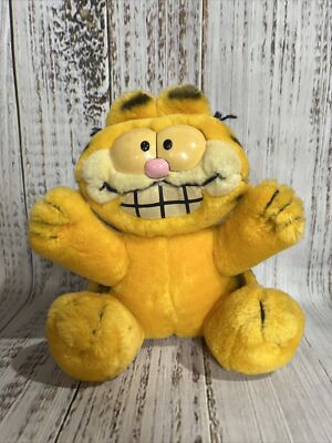 Vintage 1981 Garfield 7