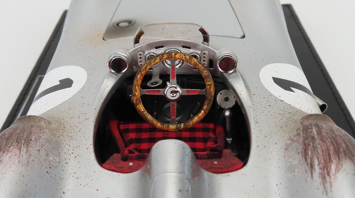 1:18 GP REPLICAS Mercedes F1 W196R Win. Italy Gp Fangio 1954 +Showcase