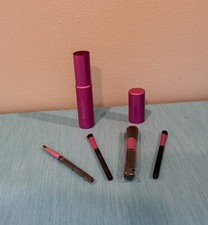Travel makeup brush set with case