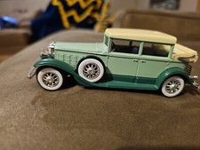 SOLIDO -  #4085 - 1931 CADILLAC 452 A - GREEN - MADE FRANCE - DIECAST NICE RARE